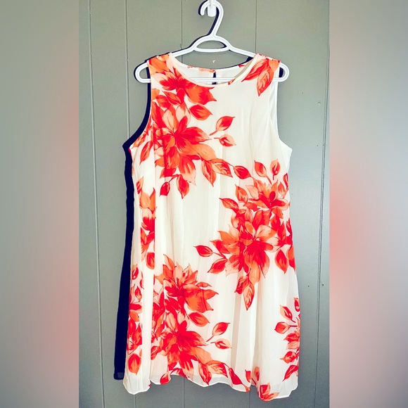 Beautiful Jessica Howard Size 16 Off White Floral Knee Length Dress! - Picture 1 of 4